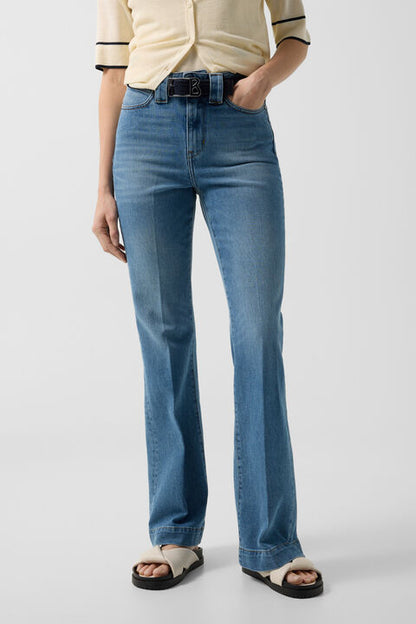Flared Fit Jeans Devin In Light Denim Blue