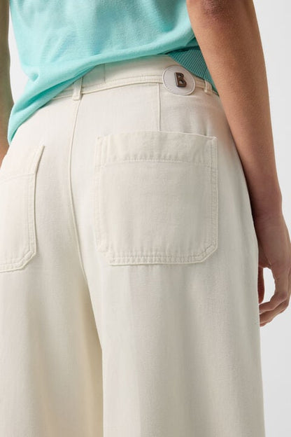 Rica Wide Fit Jeans In Cream