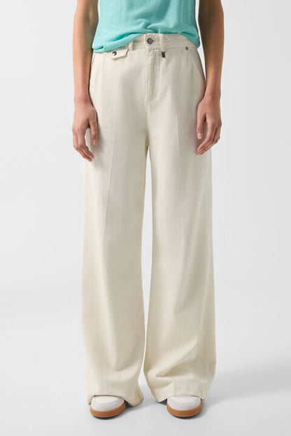 Rica Wide Fit Jeans In Cream