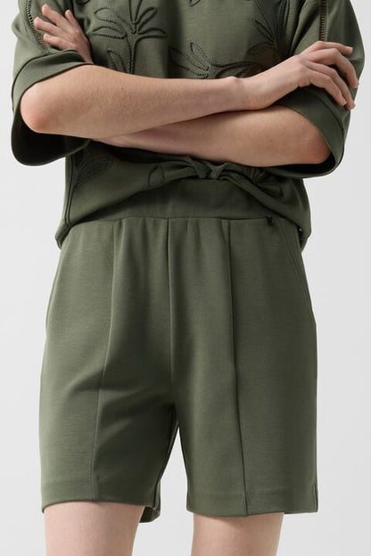Romi Jersey Shorts In Olive Green