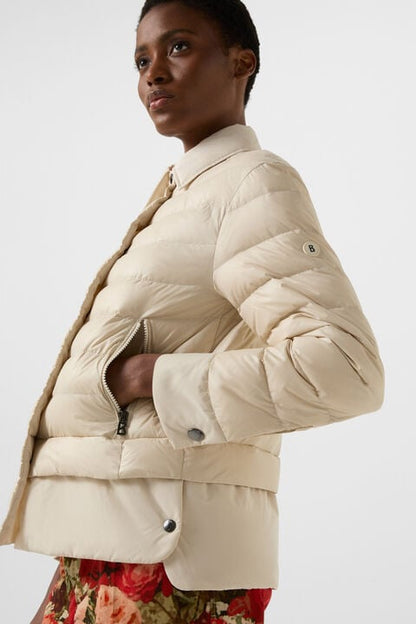 Audrey Lightweight Down Jacket In Sand
