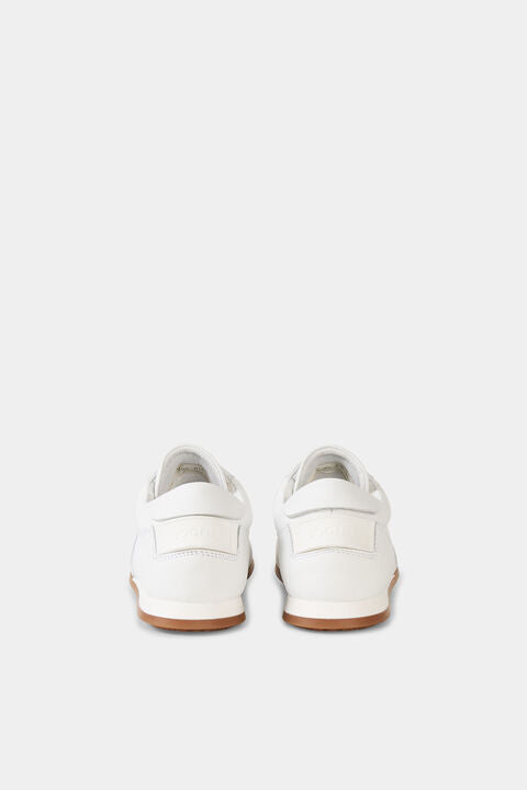 Valencia Trainers In White